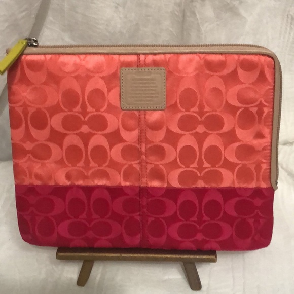 Coach Handbags - Coach Weekender Color Block Zip Pouch - Coral & Raspberry